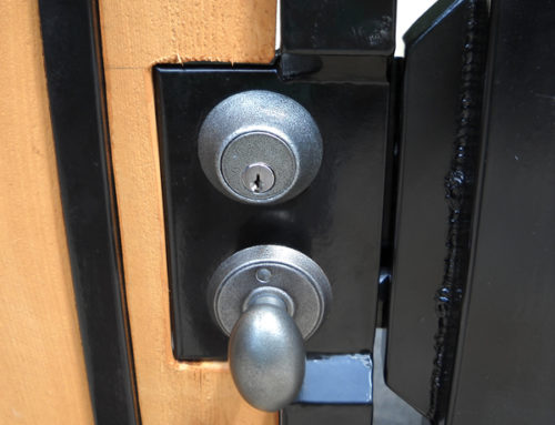 Locking Entrance Detail