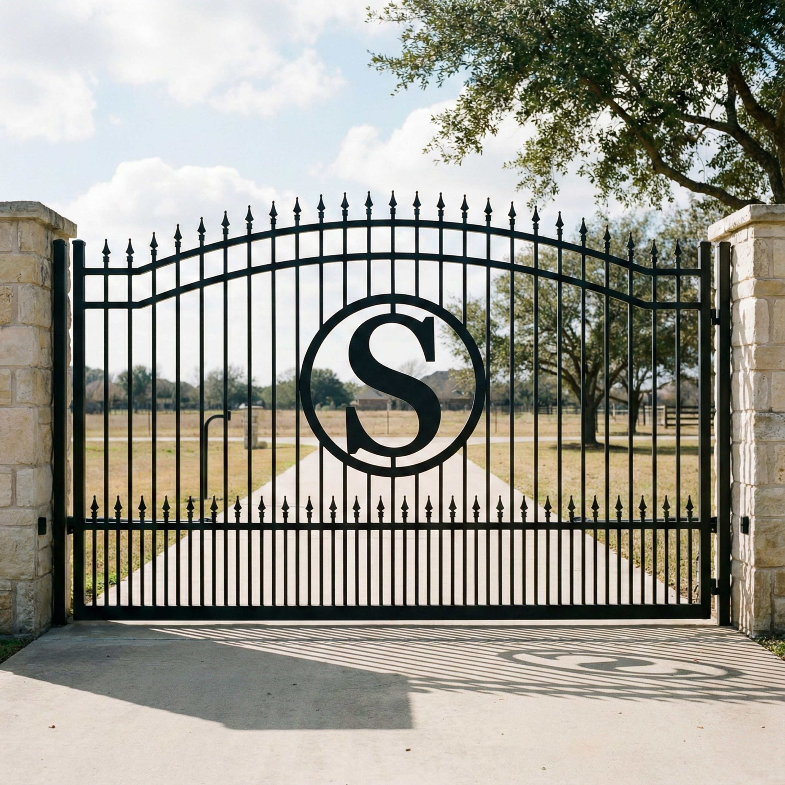 Custom Monogram Gate